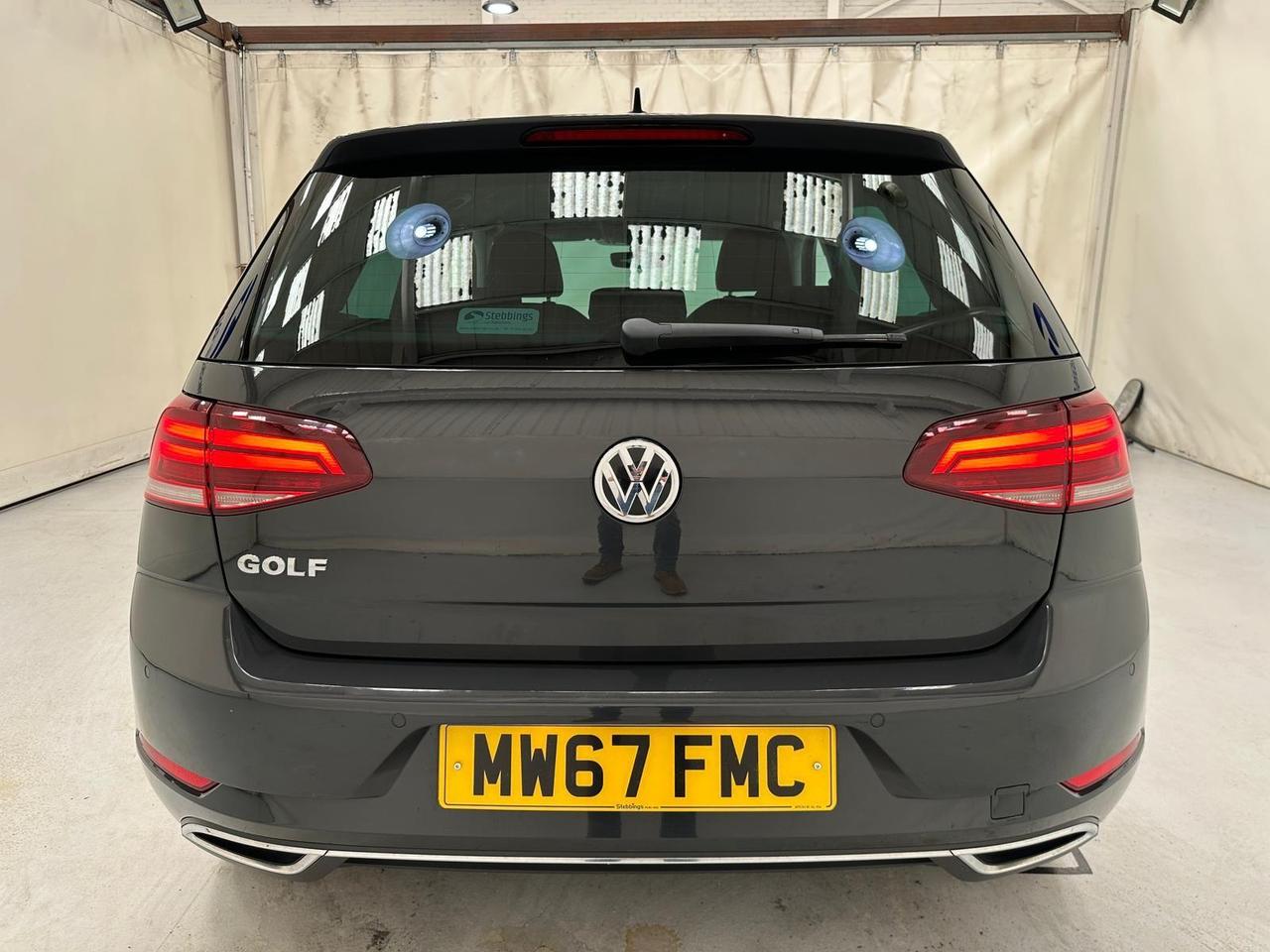 Volkswagen Golf MW67FMC