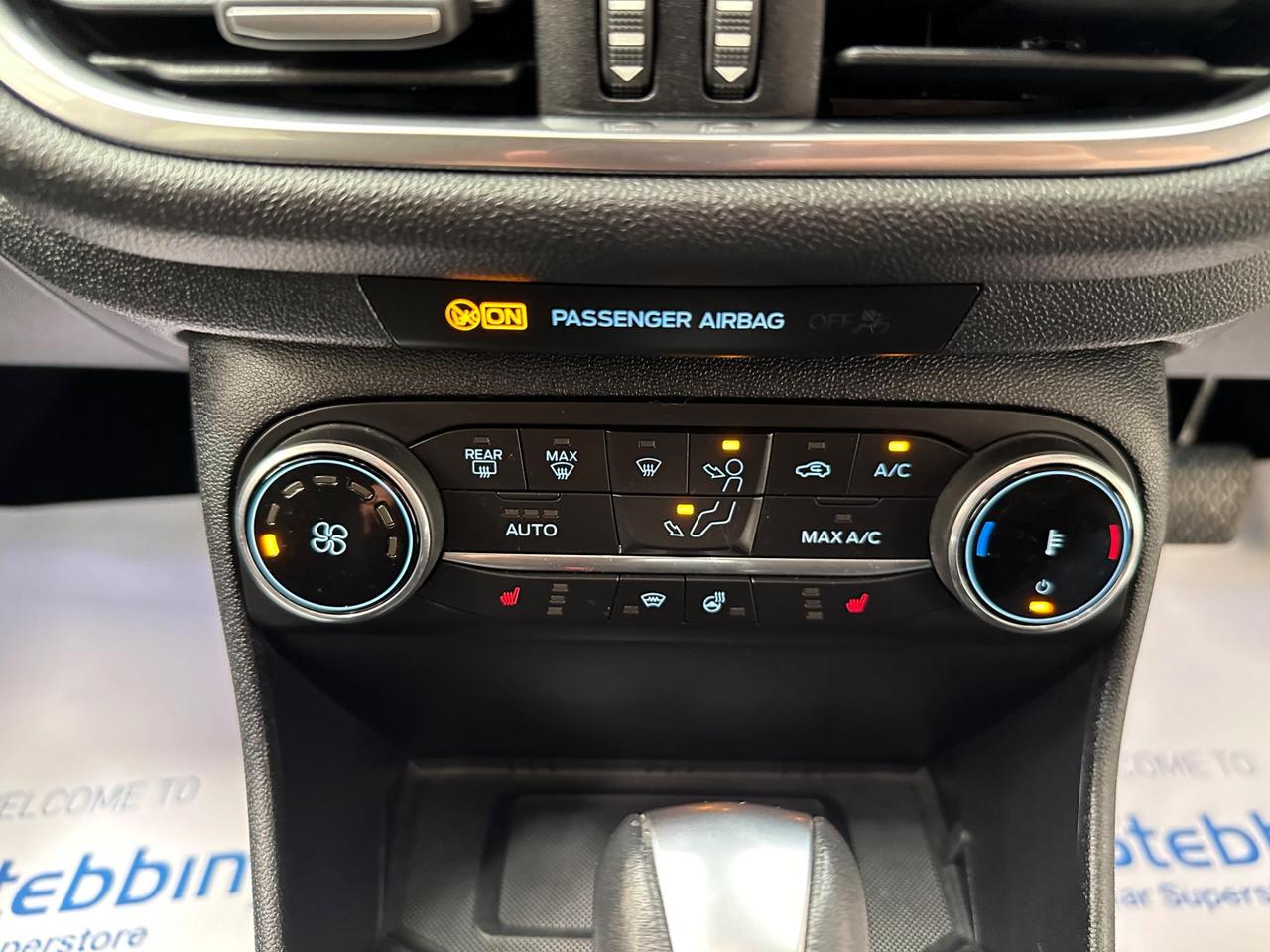 Ford Fiesta LD72JVC