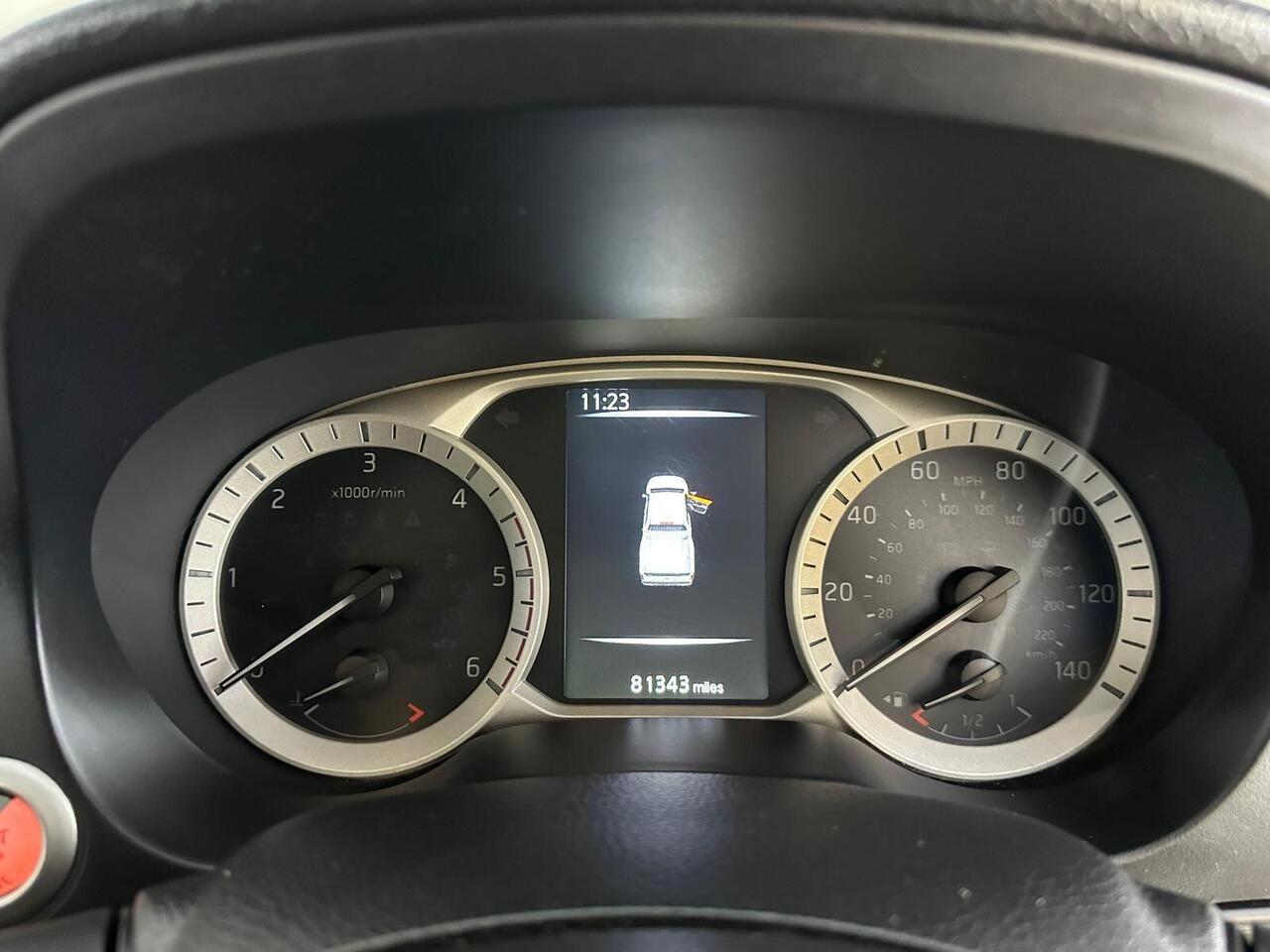 Nissan Navara HJ68GNU