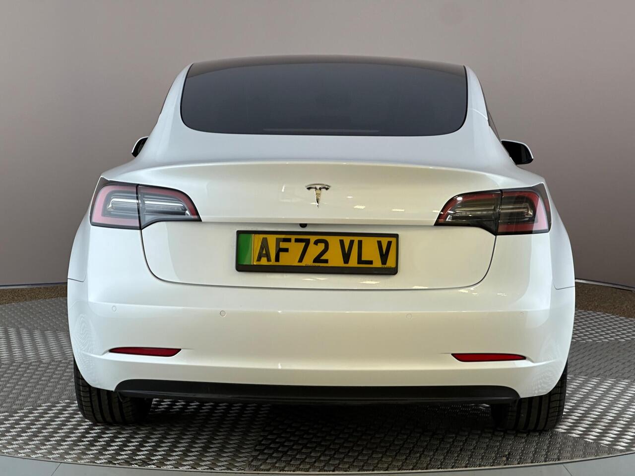 Tesla Model 3 AF72VLV