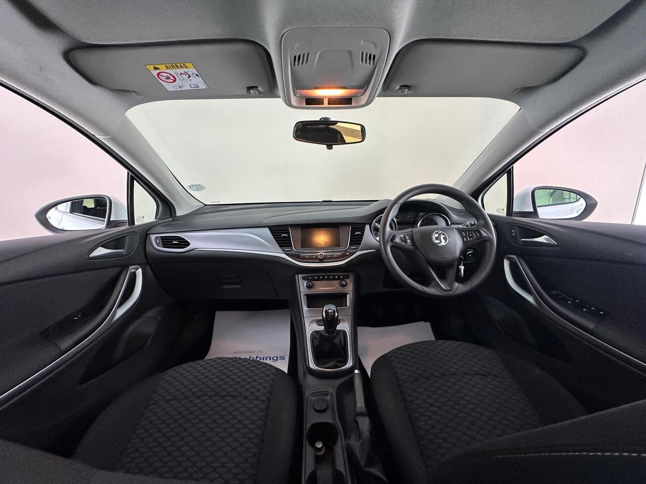 Vauxhall Astra DU70YZC