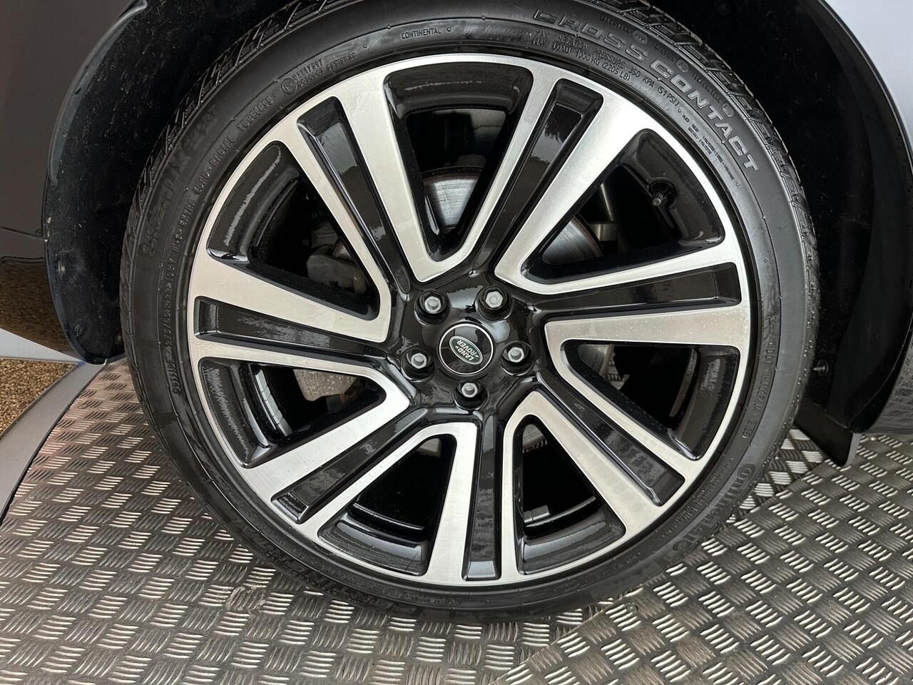 Land Rover Range Rover YO72UVR