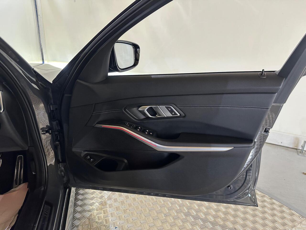 BMW 3 Series LG71TZH