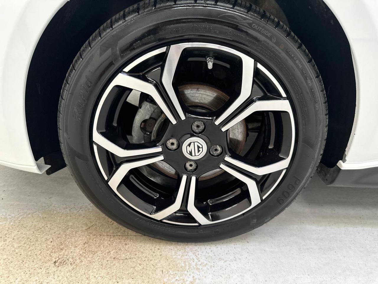 MG MG3 FX71UFN