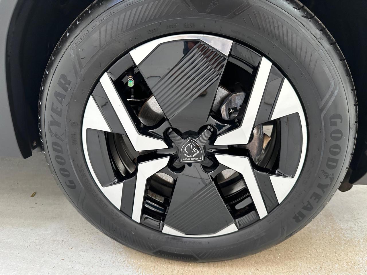 Peugeot 2008 AF73DWW