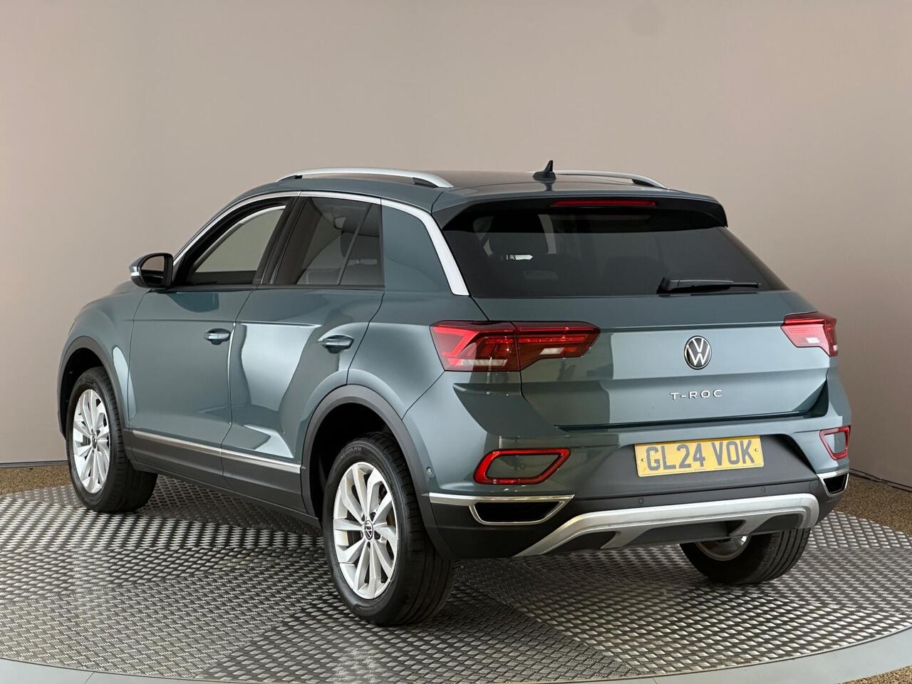Volkswagen T-Roc GL24VOK