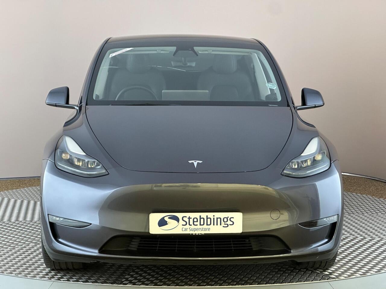 Tesla Model Y NL23XBN