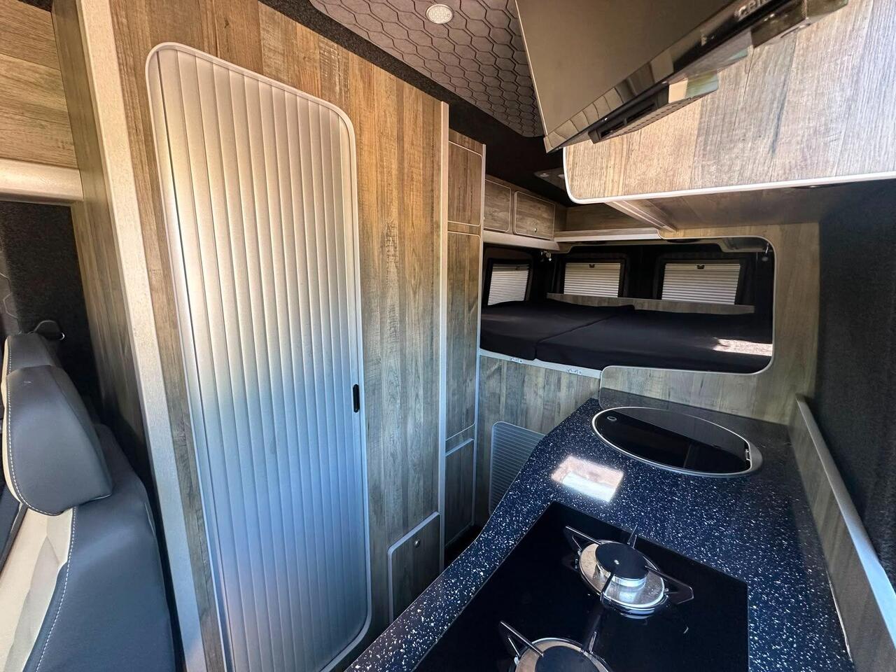 Volkswagen Crafter DX26ZHU