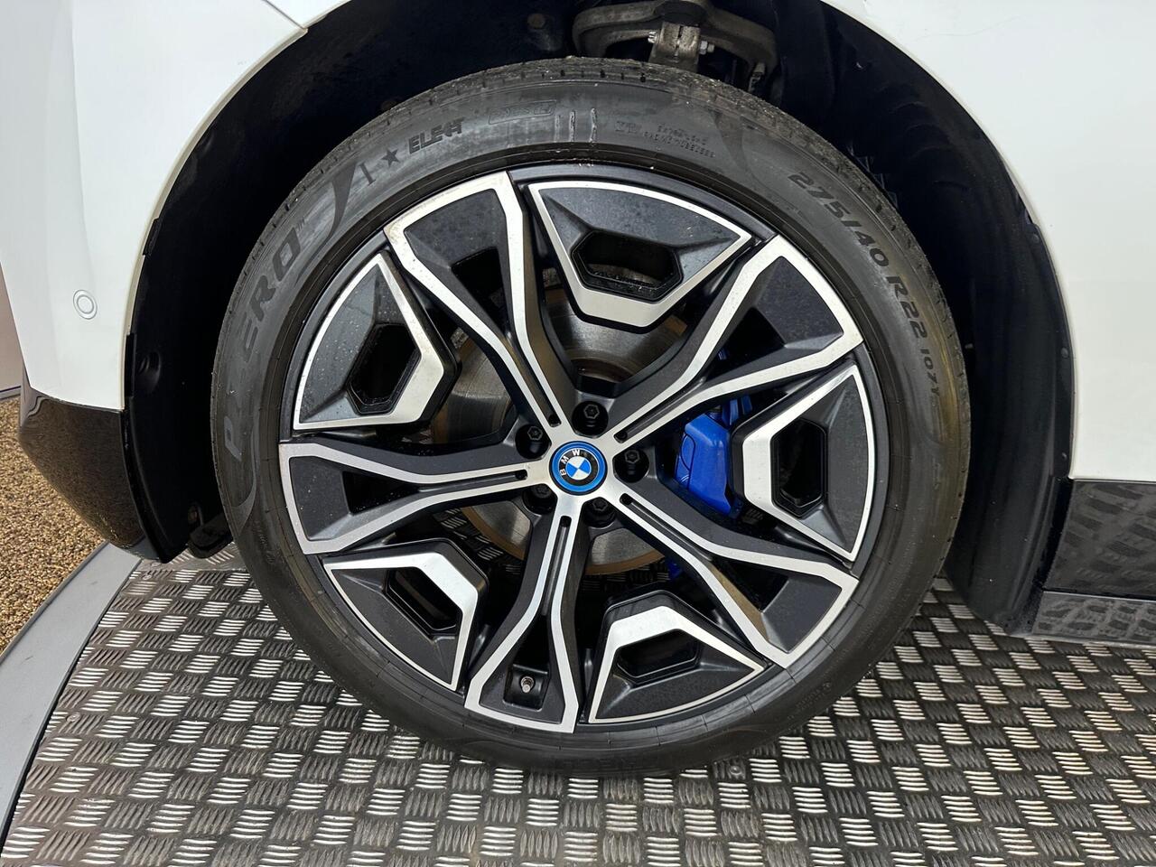 BMW iX SH71DHC