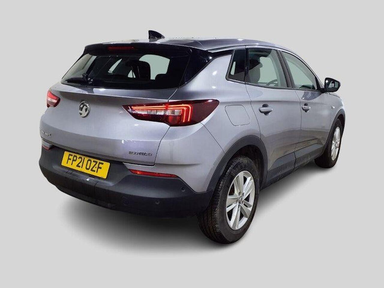 Vauxhall Grandland X FP21OZF