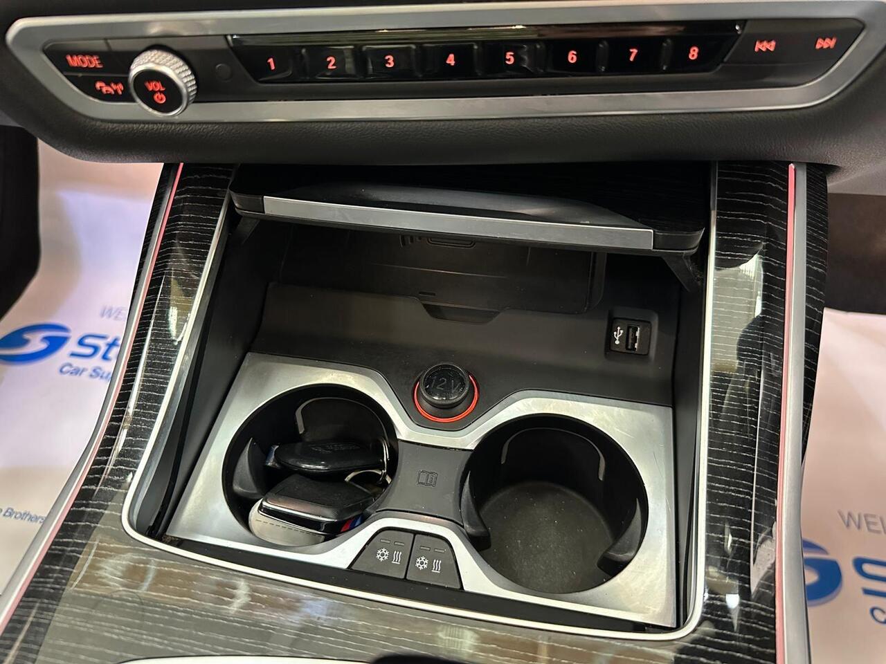 BMW X7 AP21DXA