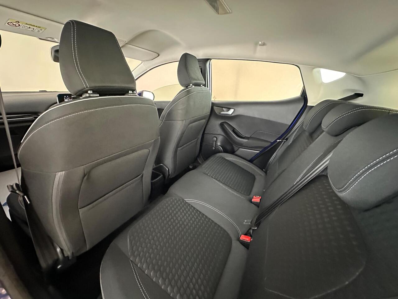Ford Fiesta YD18PZH