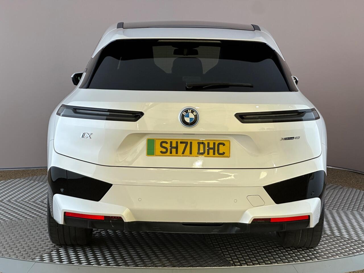 BMW iX SH71DHC