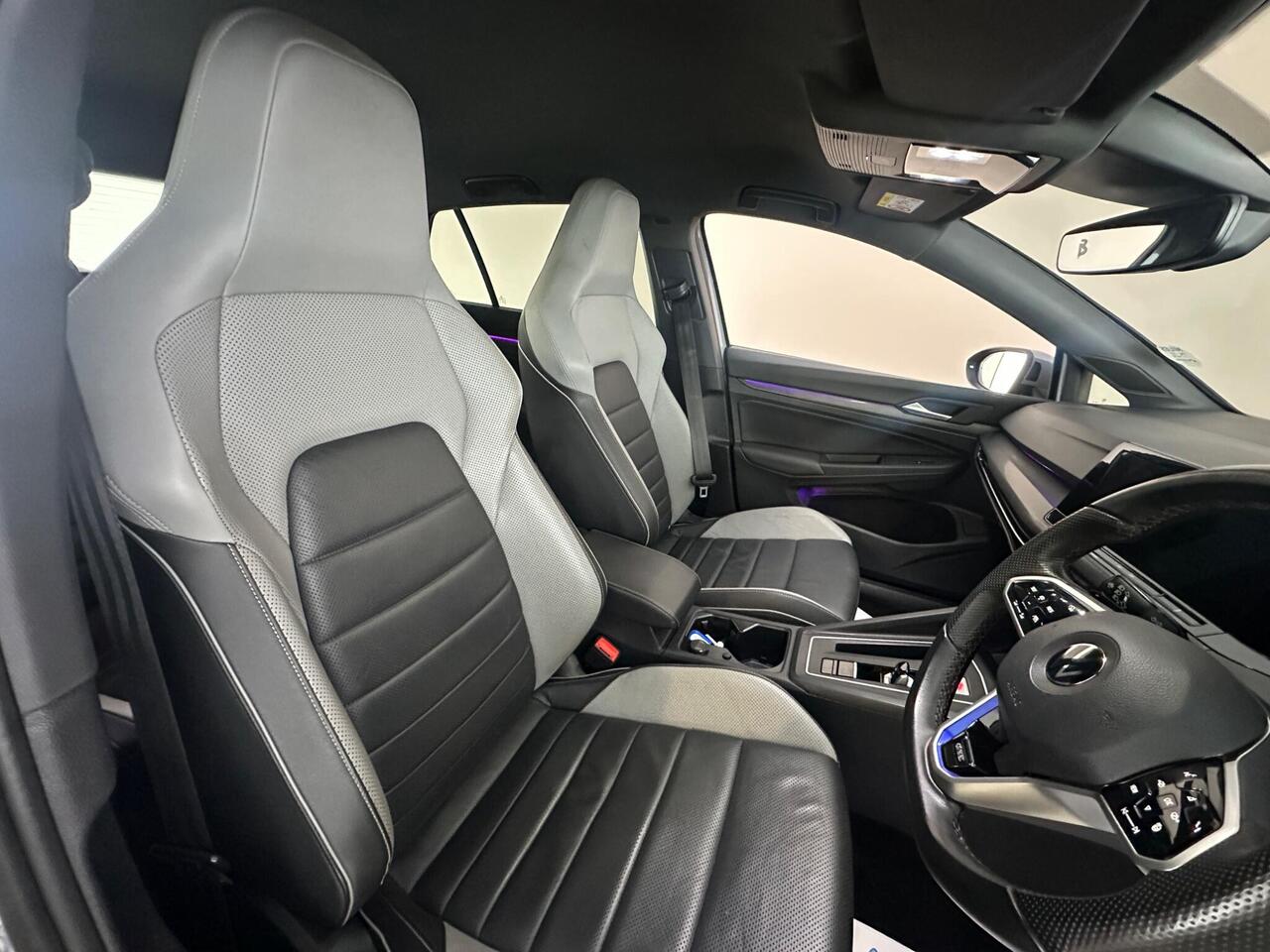 Volkswagen Golf PF21AOC