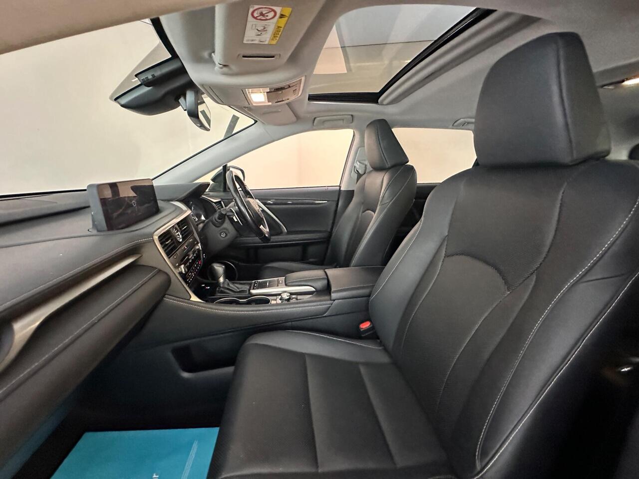 Lexus RX L LM71ZRJ