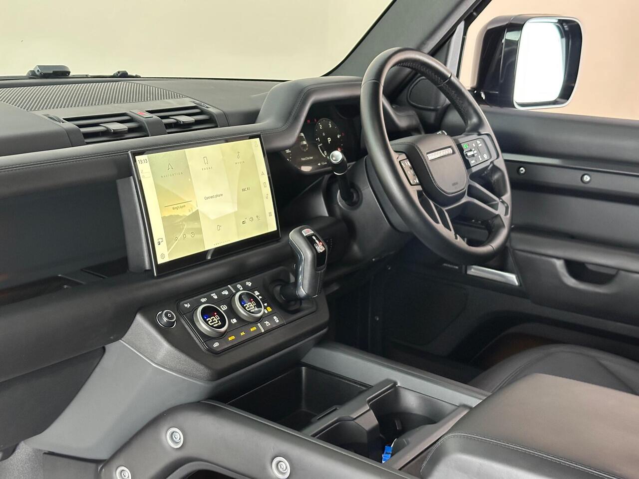 Land Rover Defender 90 WK25UHH