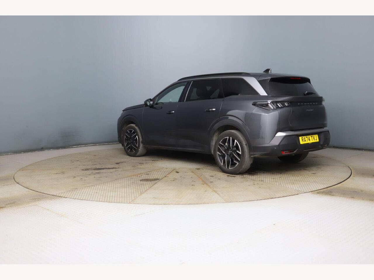Peugeot 5008 RA74TVJ