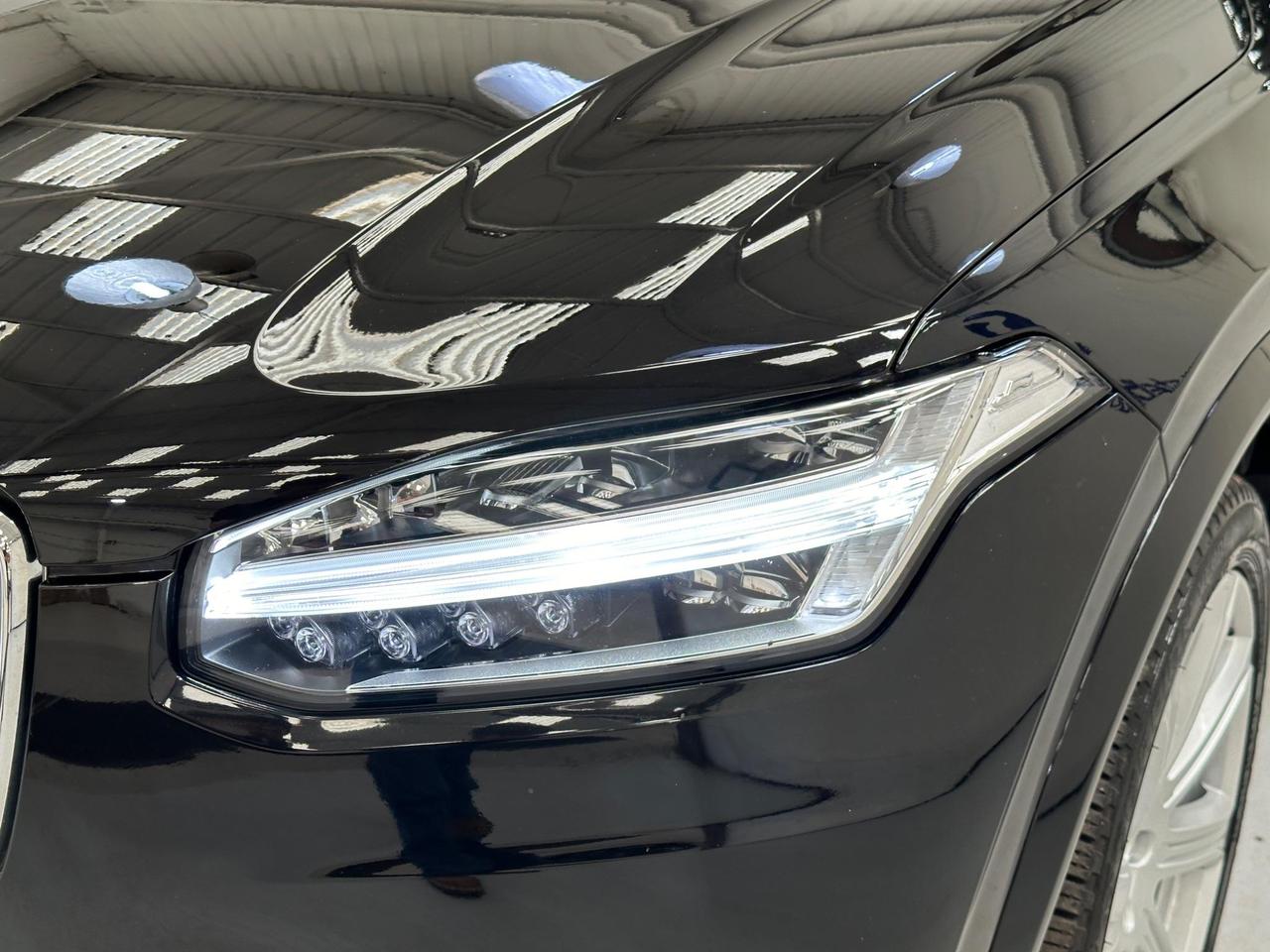 Volvo XC90 YT67WMO