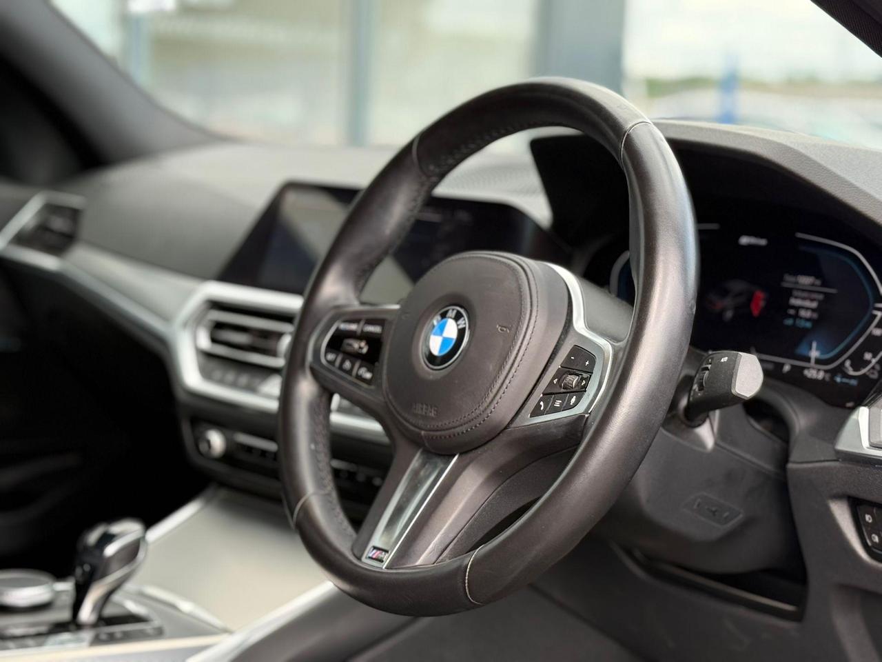BMW 3 Series LL70OCR