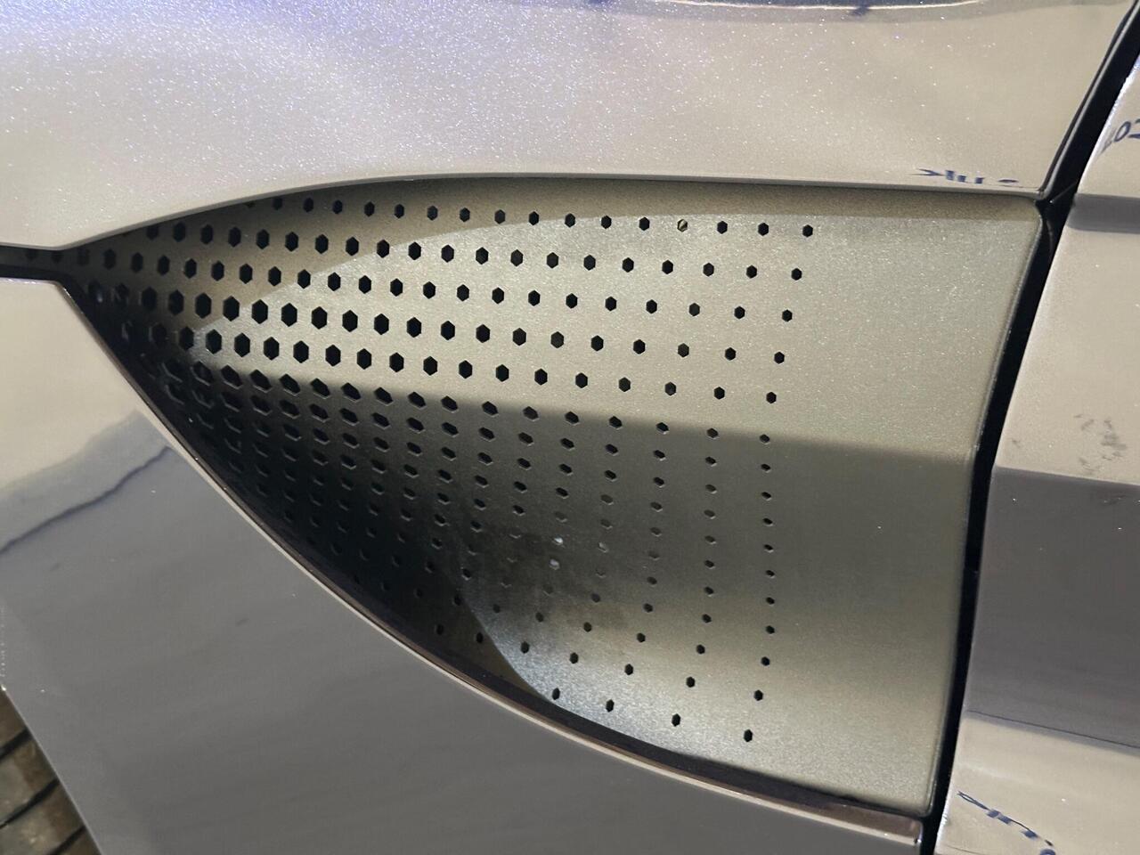 Aston Martin Vantage MV20UZG
