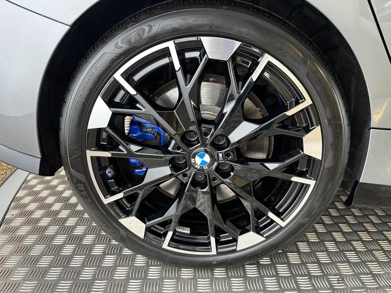 BMW 1 Series AK25JYJ