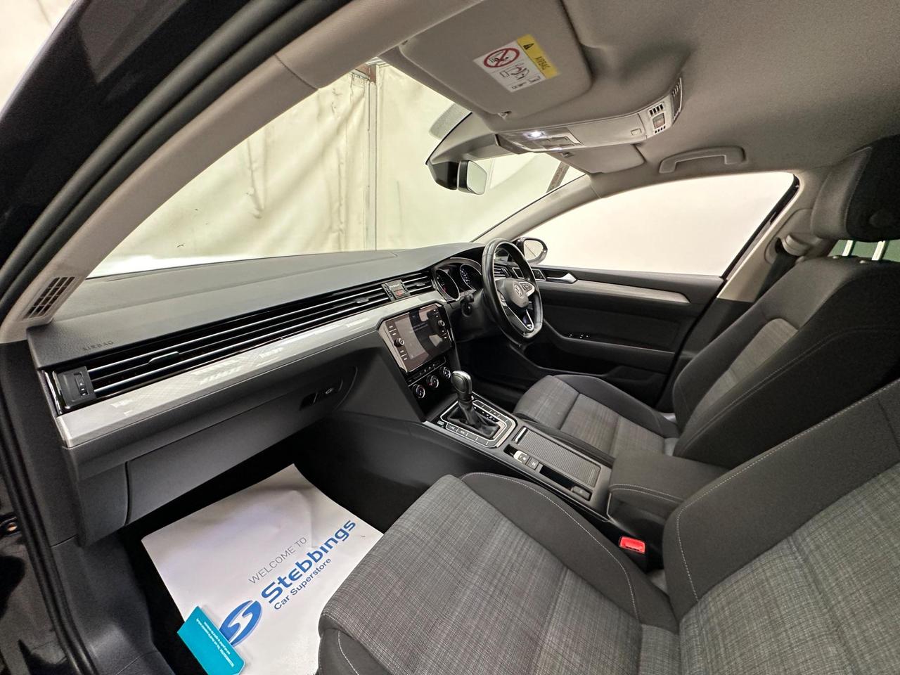 Volkswagen Passat VN69VMY