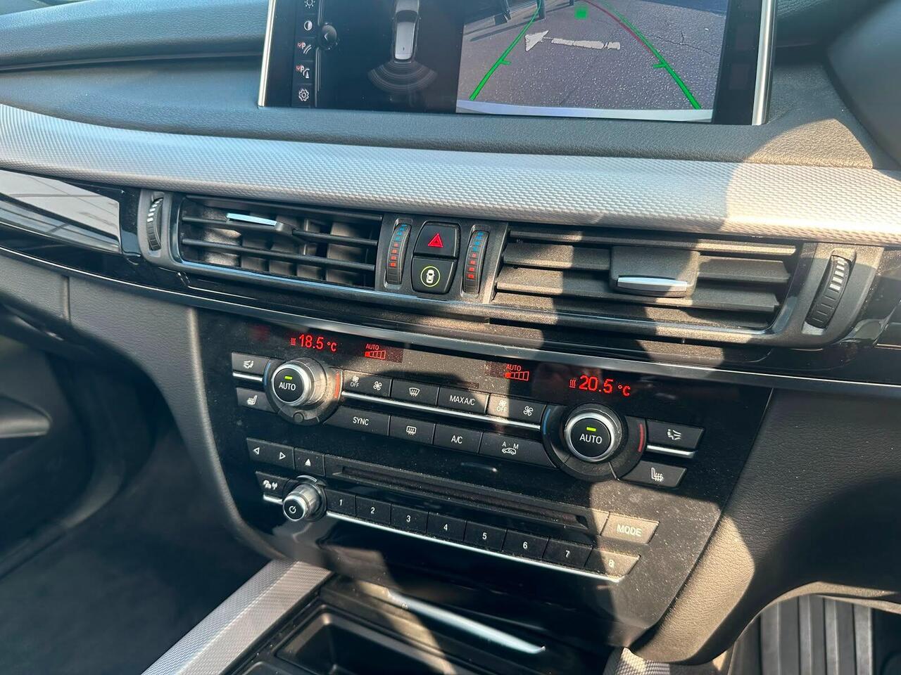 BMW X5 EK67UFT