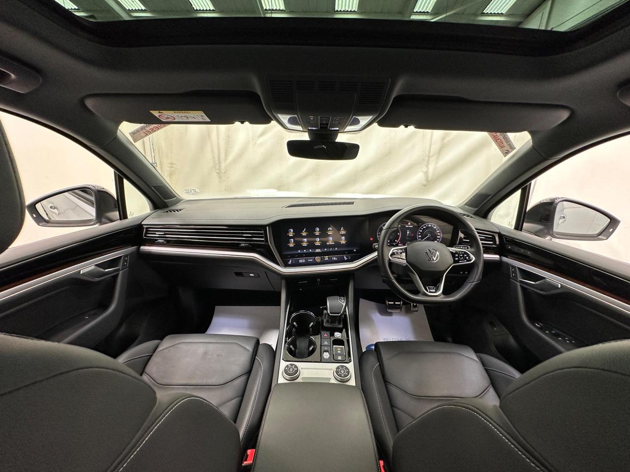 Volkswagen Touareg YY71PJV