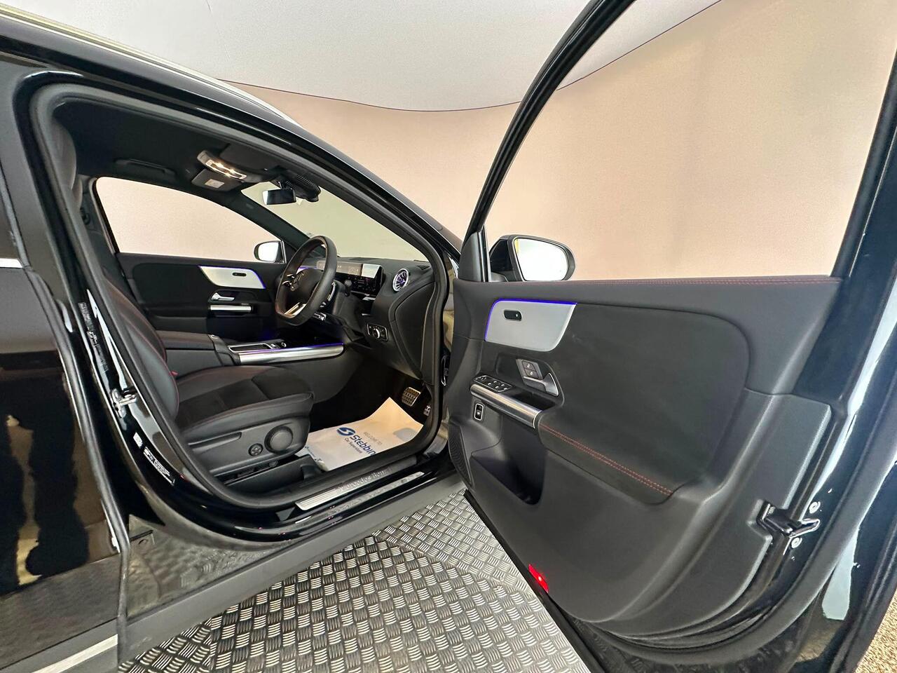 Mercedes-Benz GLA LT26DWZ