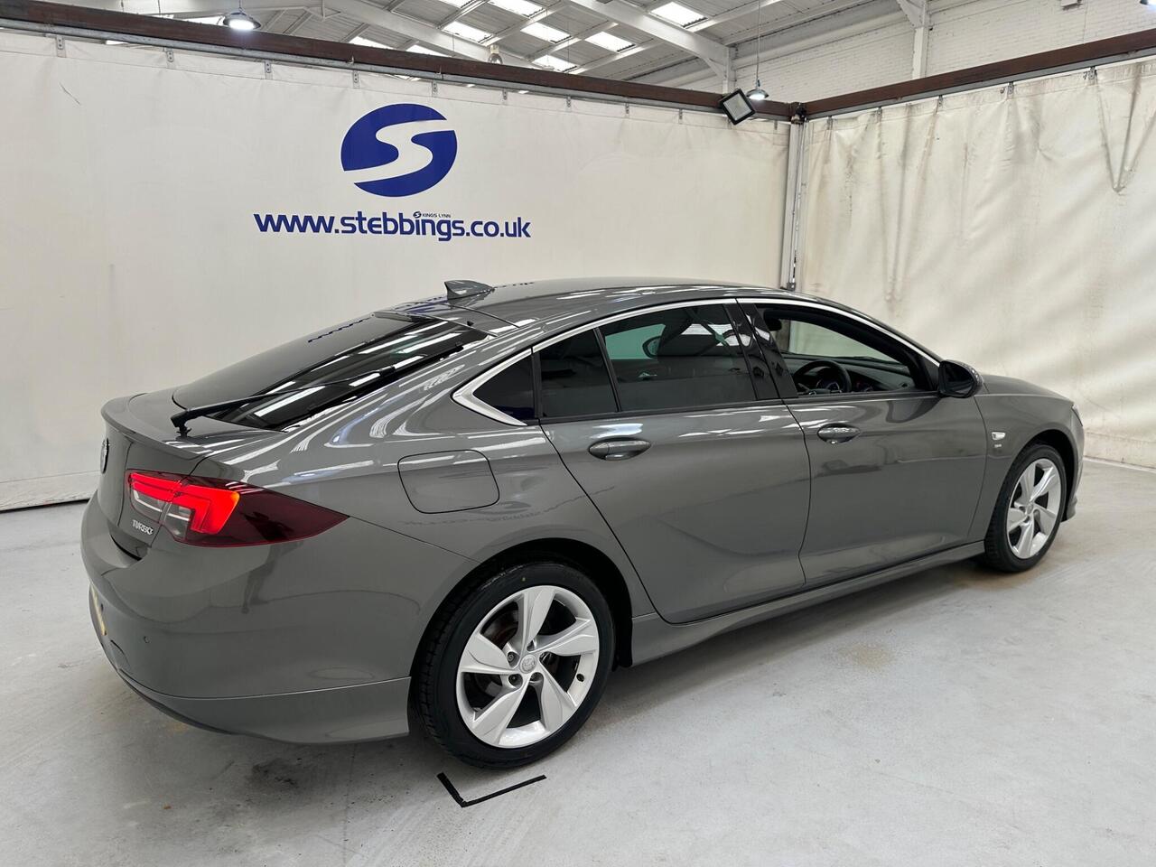 Vauxhall Insignia BG18OSM