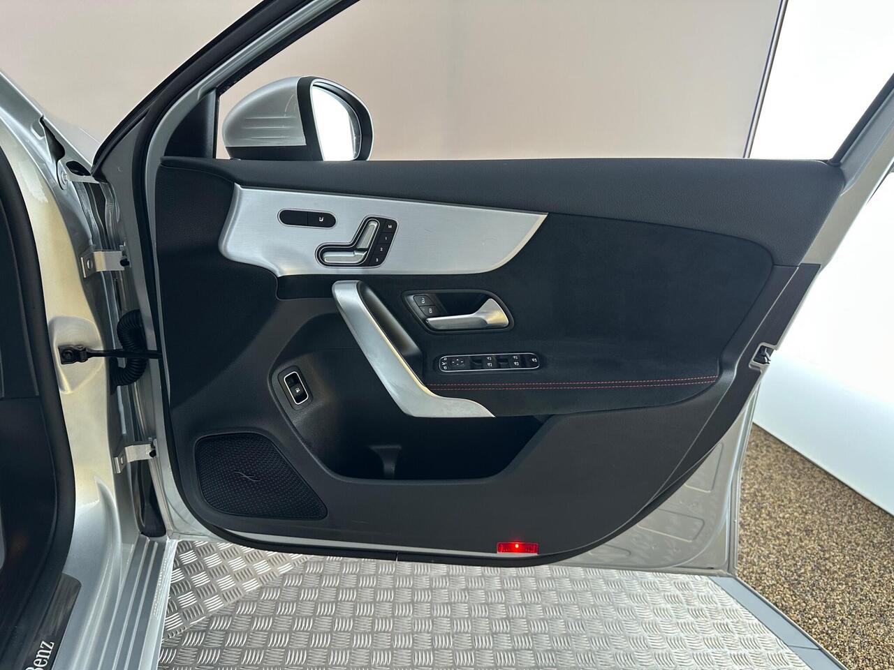 Mercedes-Benz A Class YA21HKM