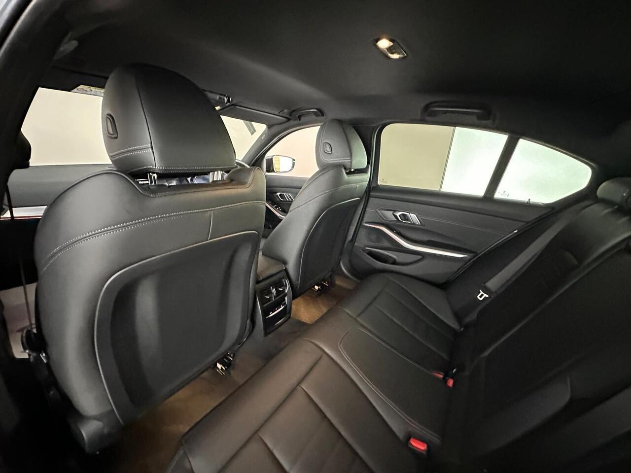 BMW 3 Series AP21DVK