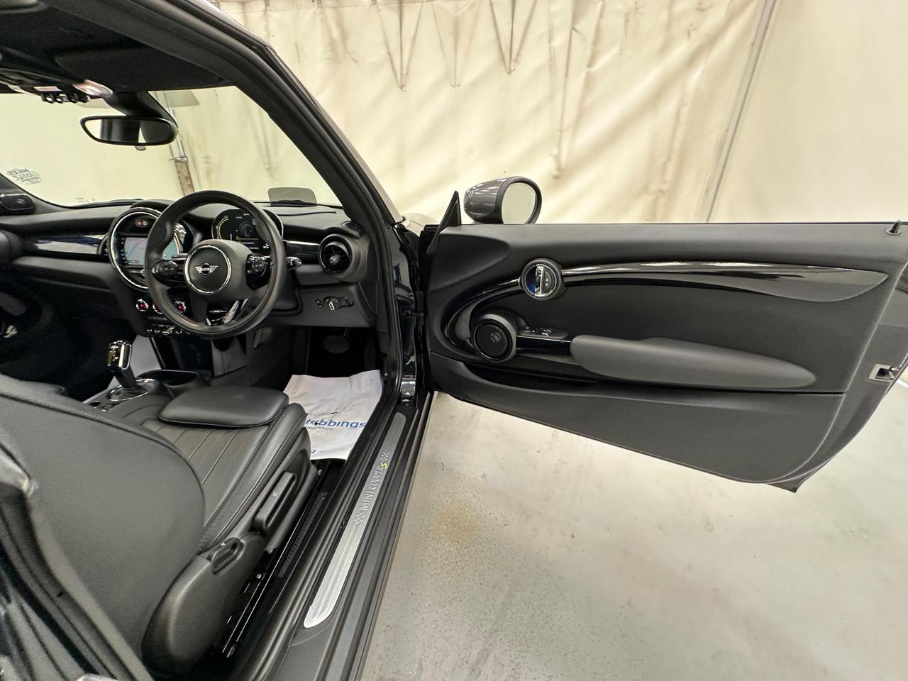 MINI Electric Hatch AK20FZV