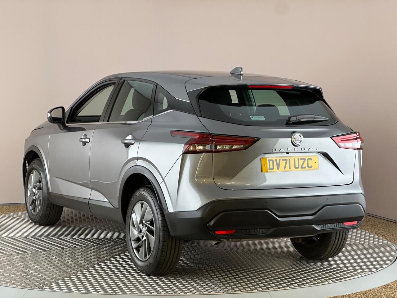 Nissan Qashqai DV71UZC