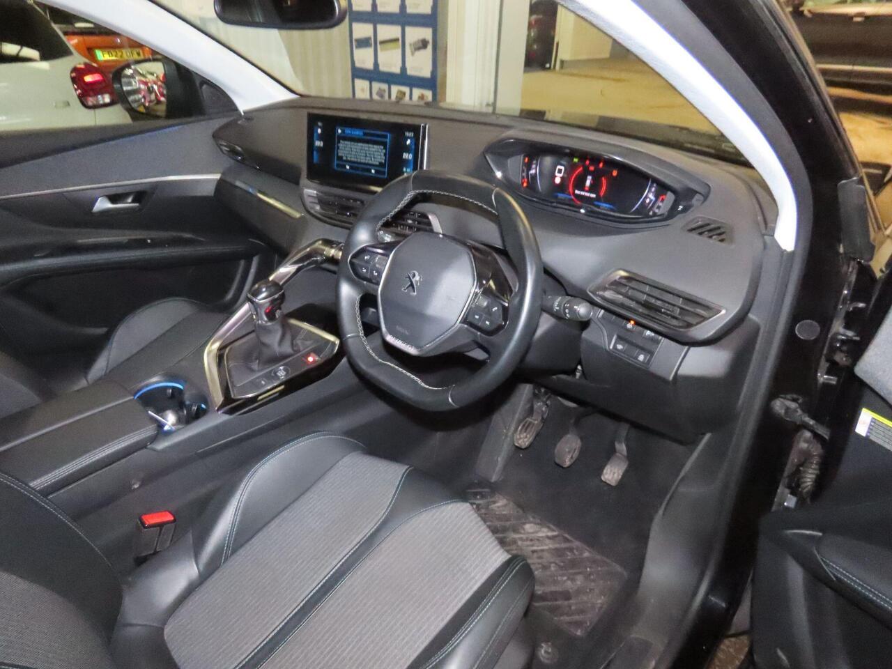 Peugeot 3008 MJ71ARX