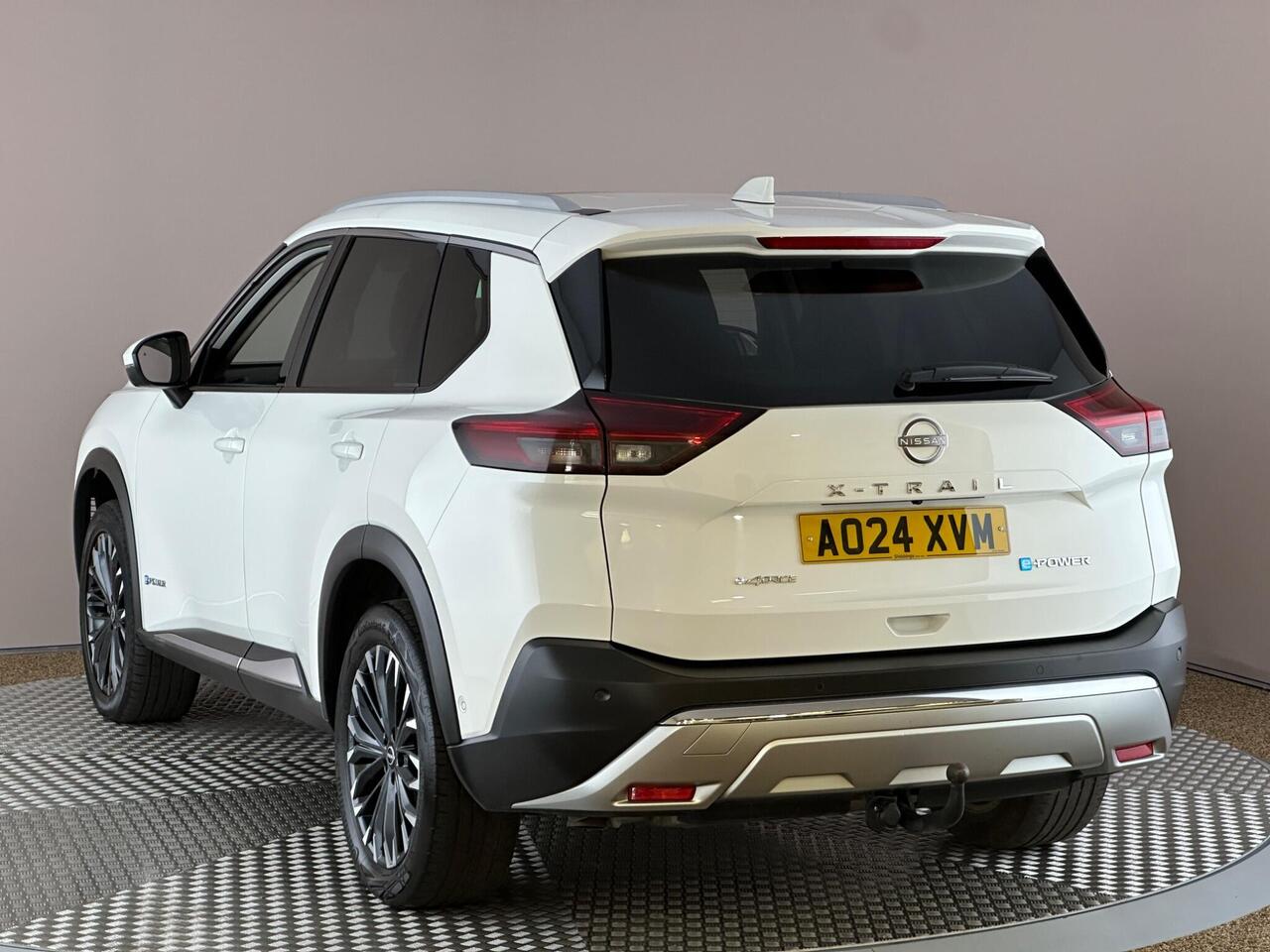 Nissan X-Trail AO24XVM