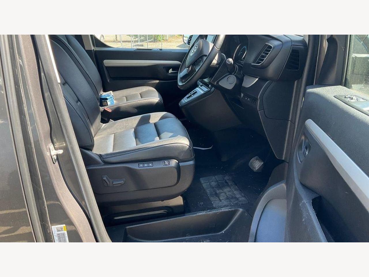 Vauxhall Vivaro Life Electric DF23JKV