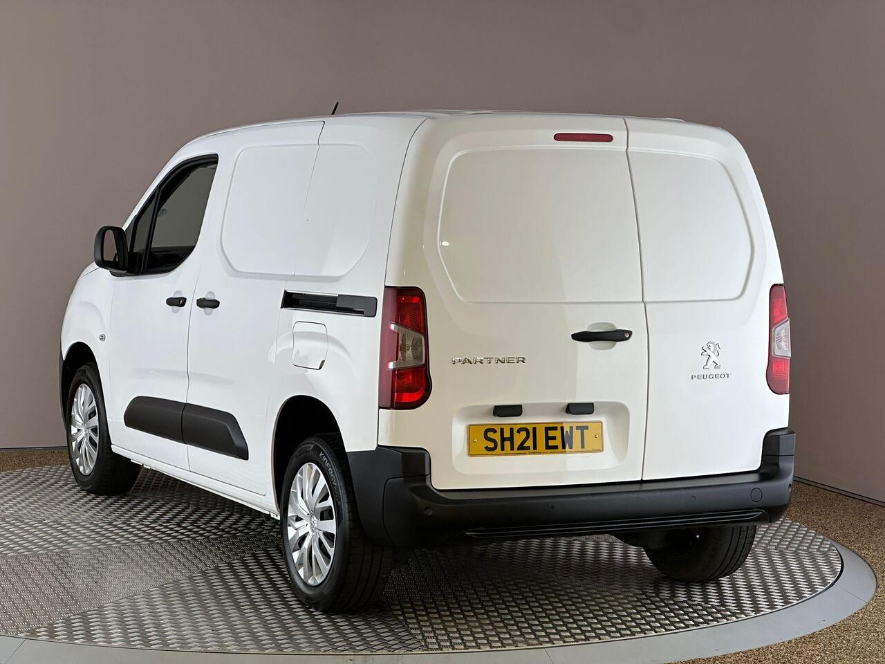 Peugeot Partner SH21EWT