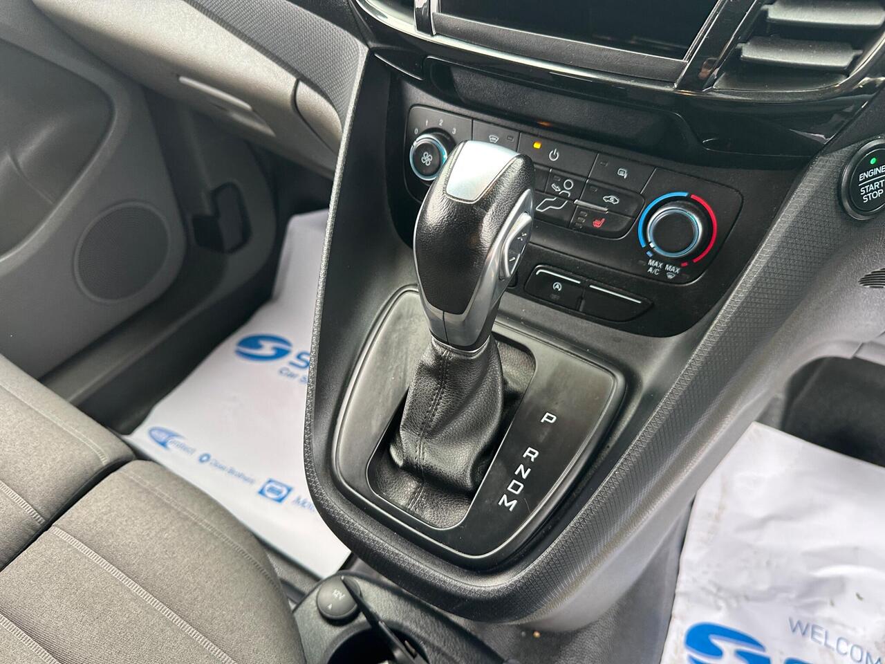 Ford Transit Connect AE21KCU