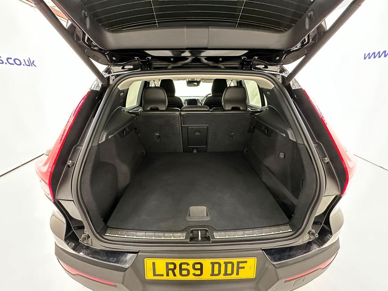 Volvo XC40 LR69DDF