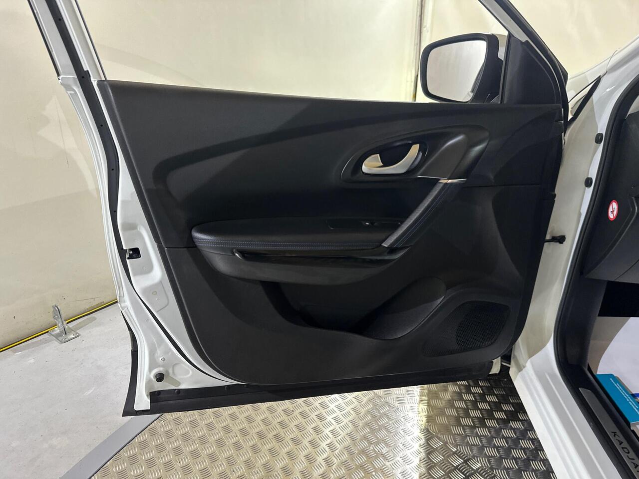 Renault Kadjar YB20UJV