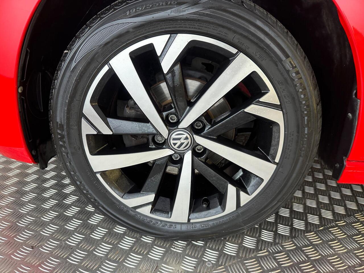 Volkswagen Polo AK70AFO