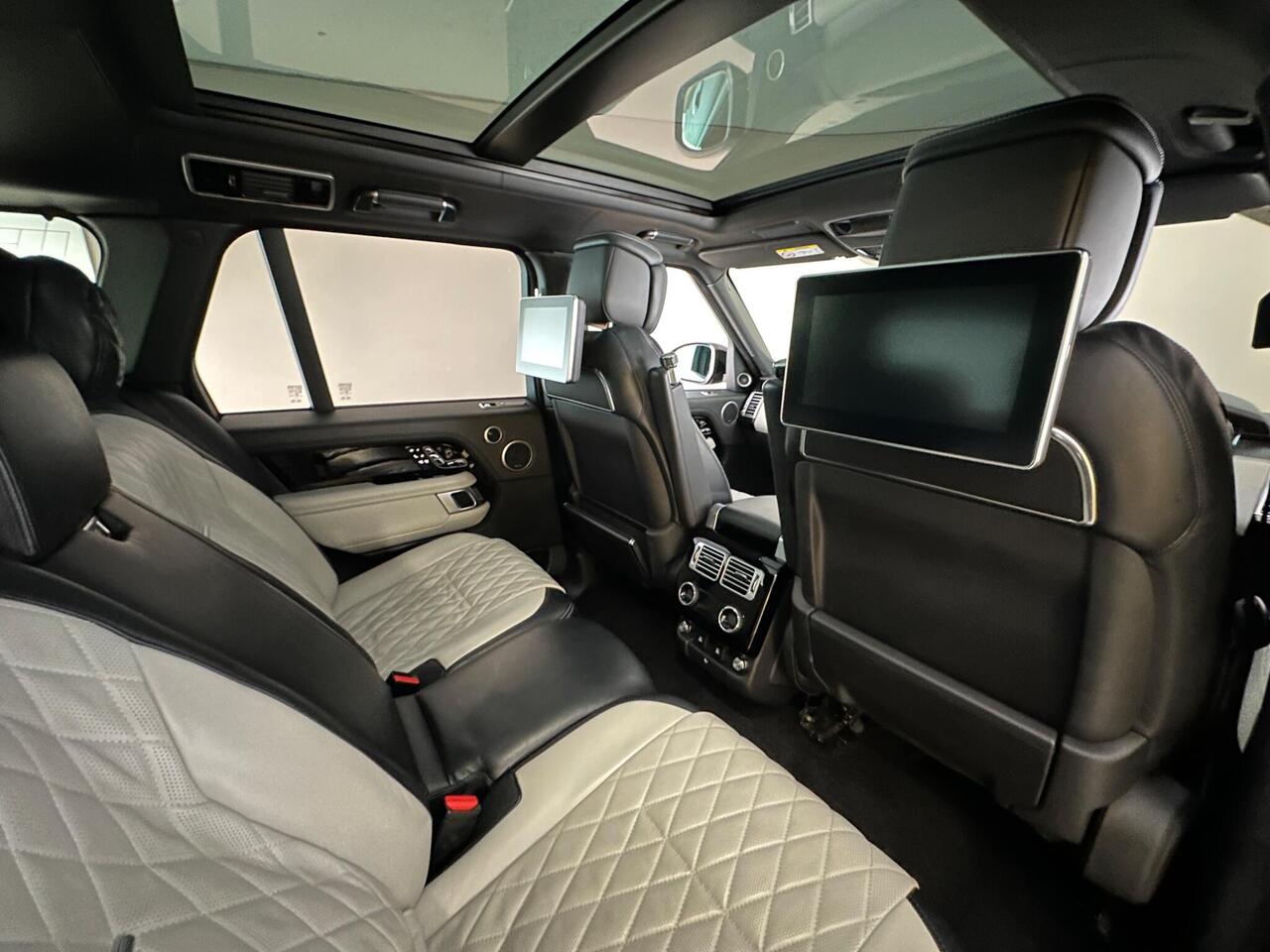 Land Rover Range Rover EY19OJA