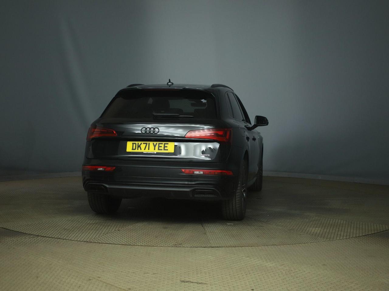 Audi Q5 DK71YEE