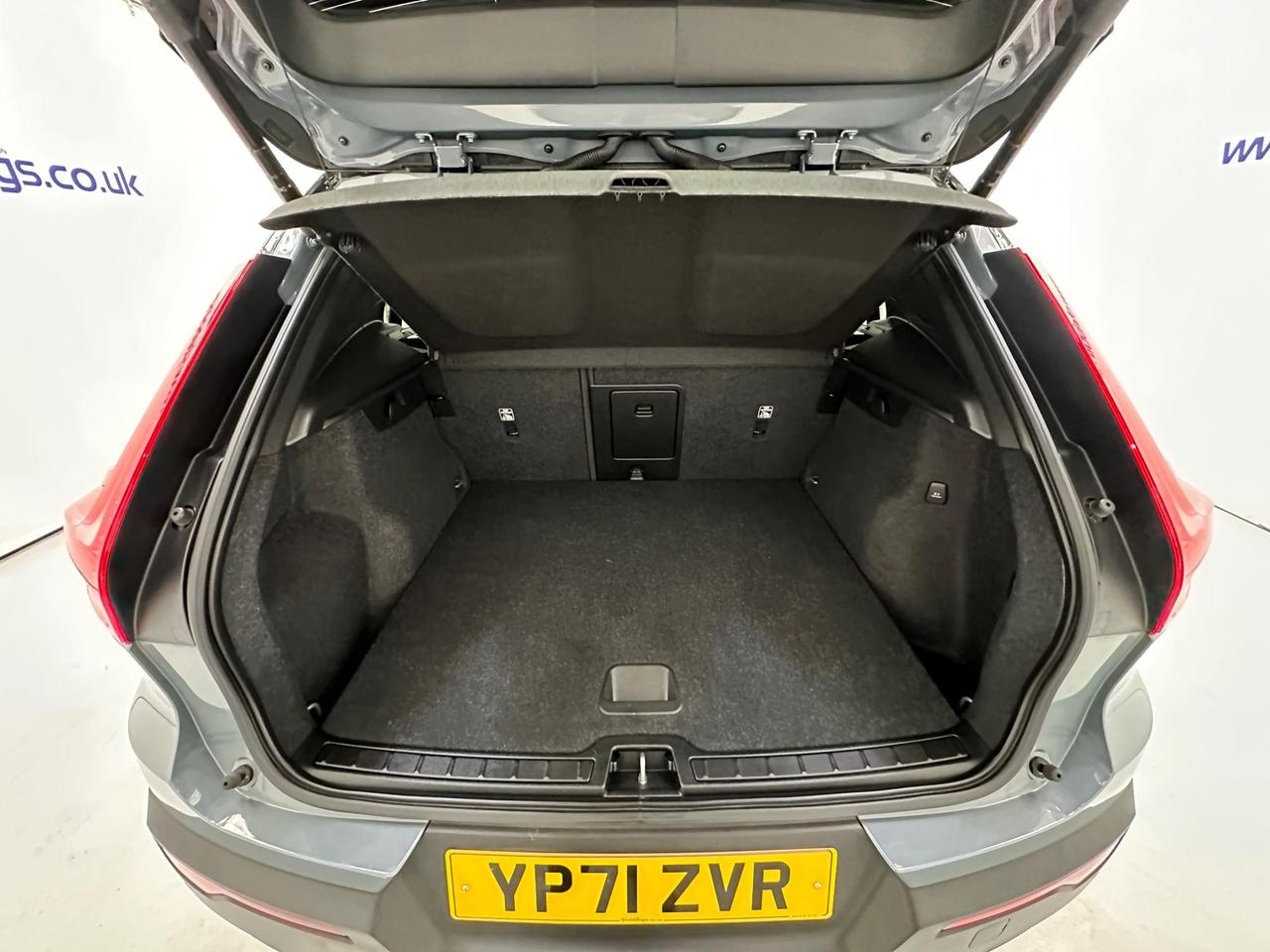 Volvo XC40 YP71ZVR