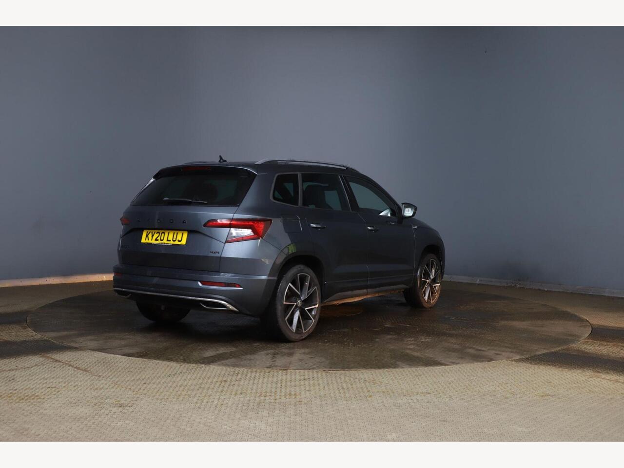 Skoda Karoq KY20LUJ