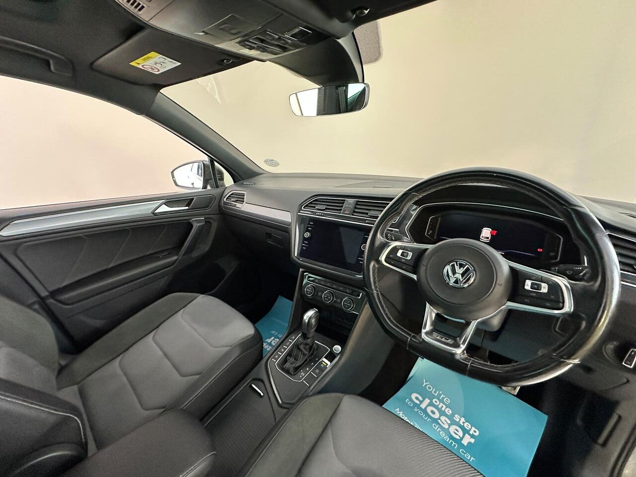 Volkswagen Tiguan DE69LBK