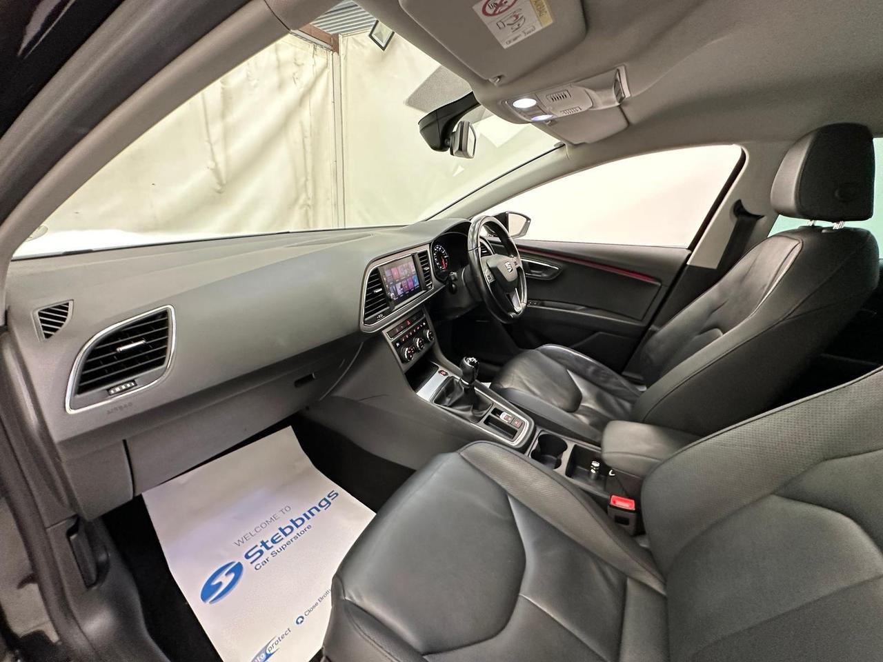 SEAT Leon YL17UVC