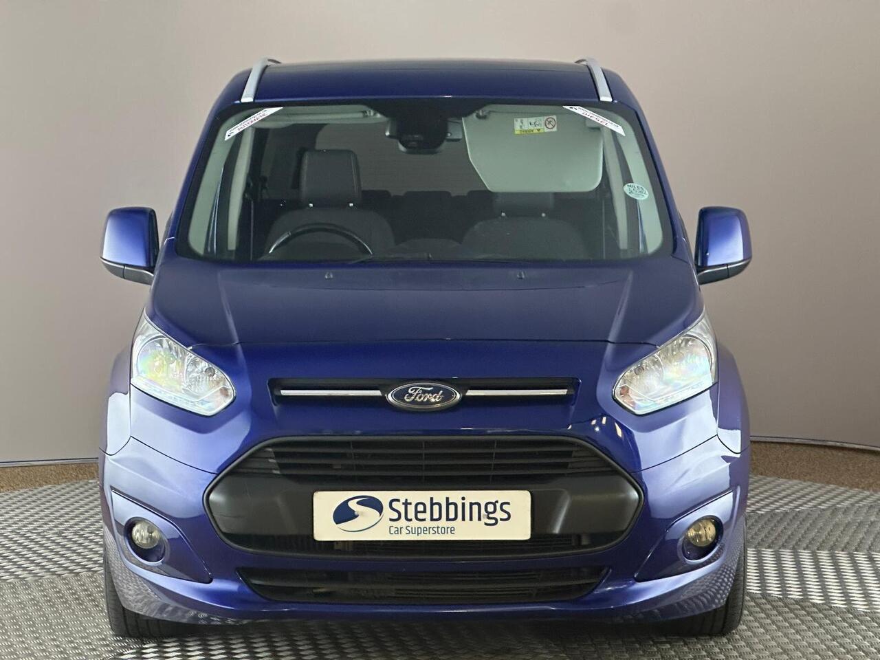 Ford Grand Tourneo Connect PF66OHX