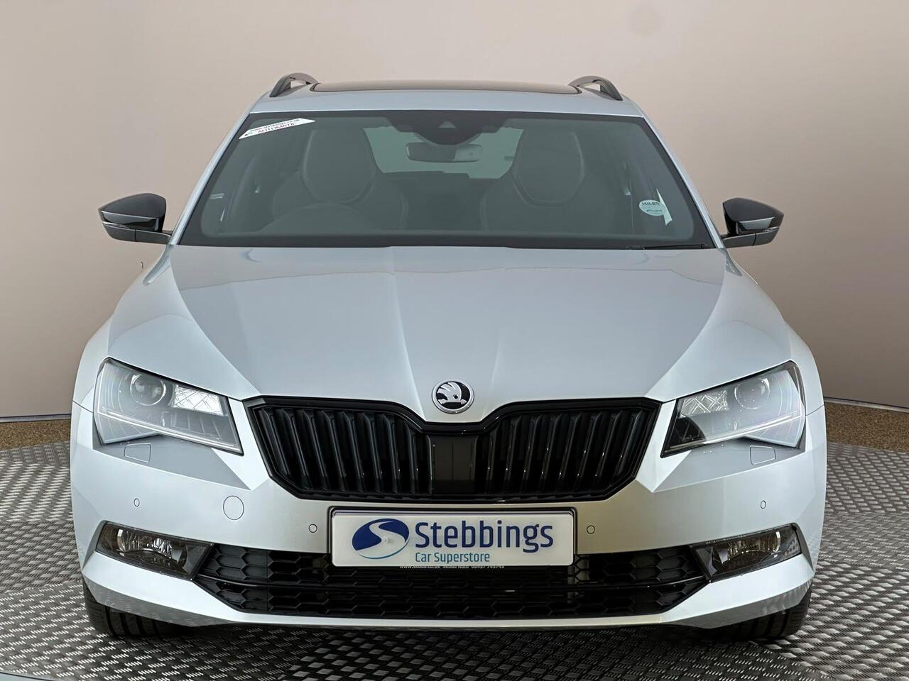Skoda Superb OE67FTU